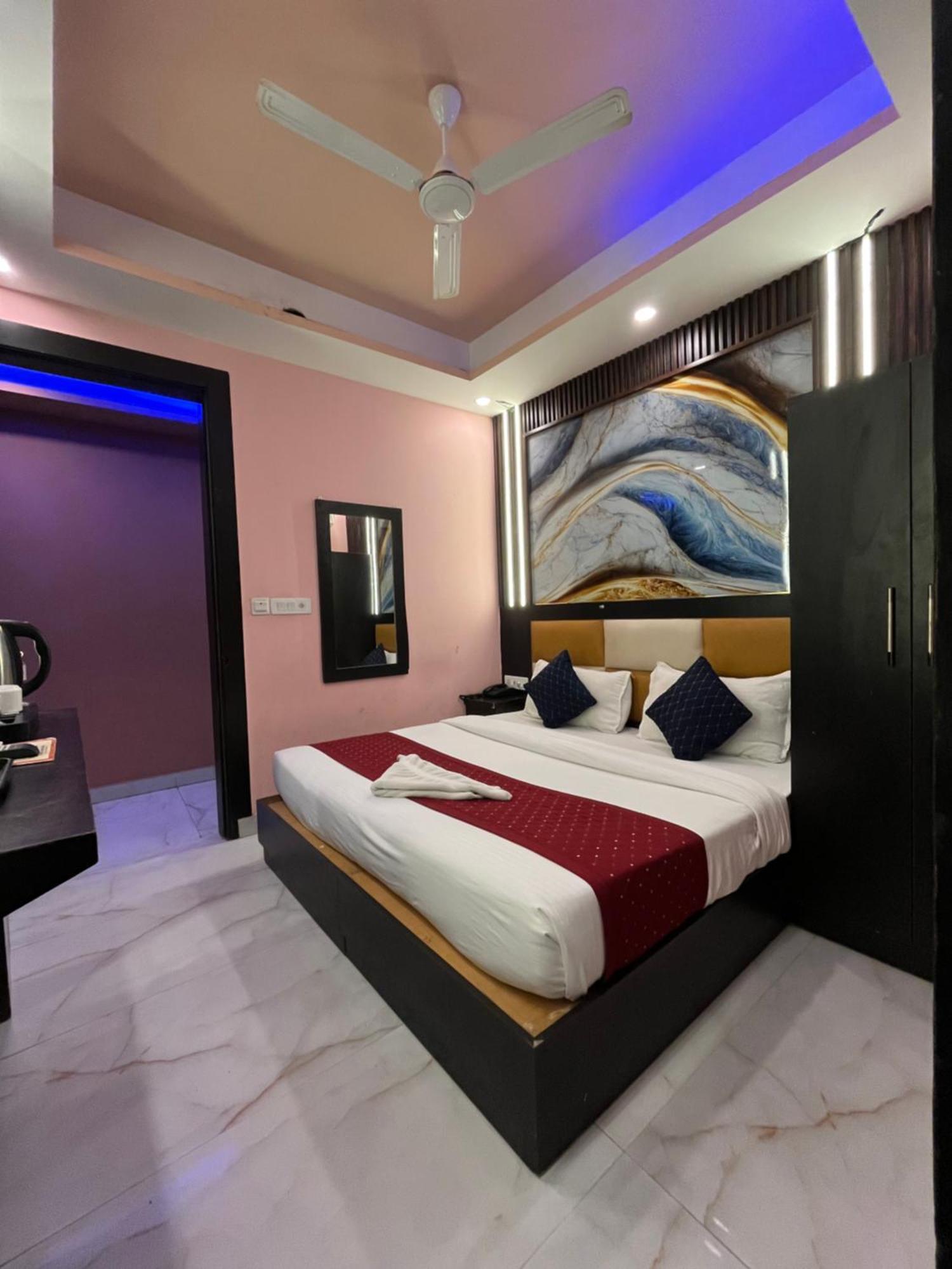 Jupiter Plaza- A Brand Of The Reality Otel Yeni Delhi Dış mekan fotoğraf